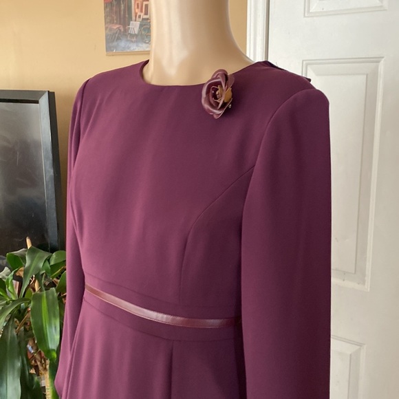 Kasper Dress - Picture 3 of 10